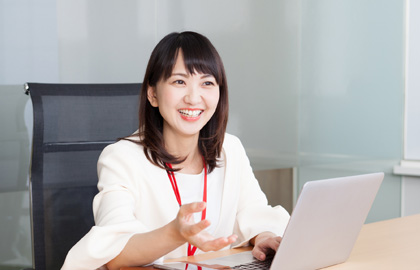 スタッフインタビュー